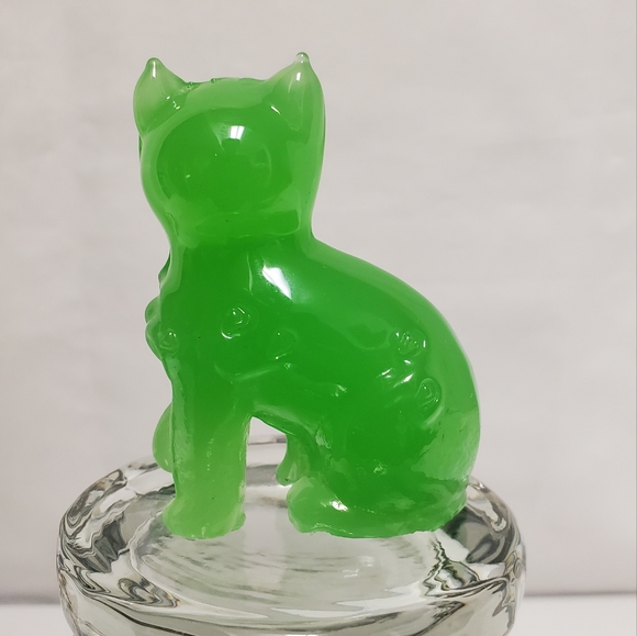 Franklin Mint Green Cat Figurine - Picture 6 of 10